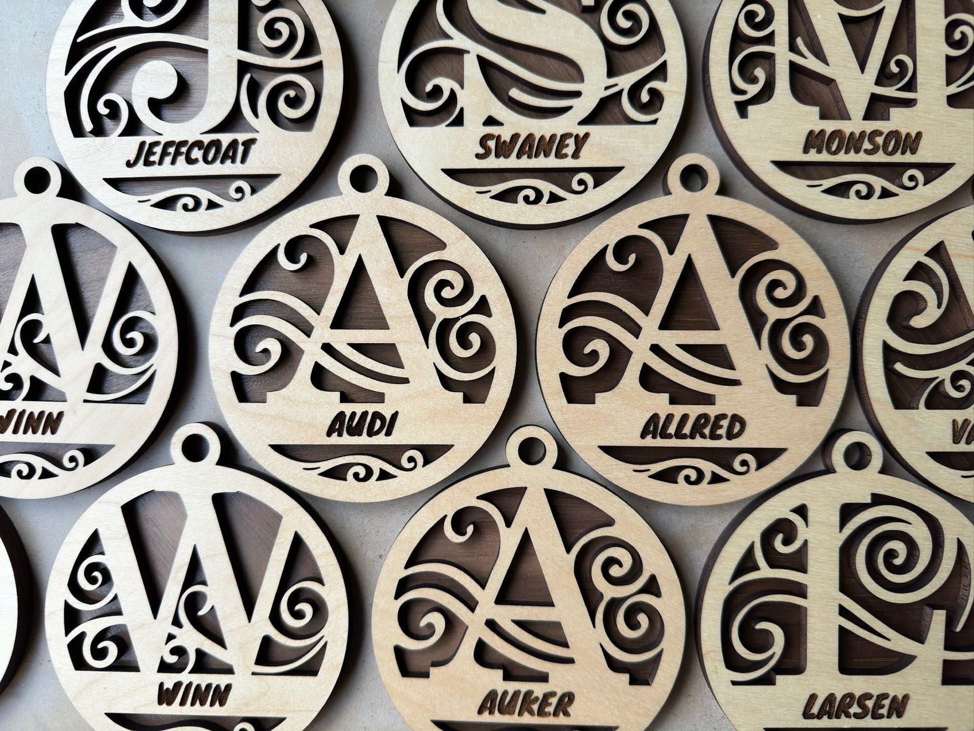 Monogram Ornament-SQ7064170